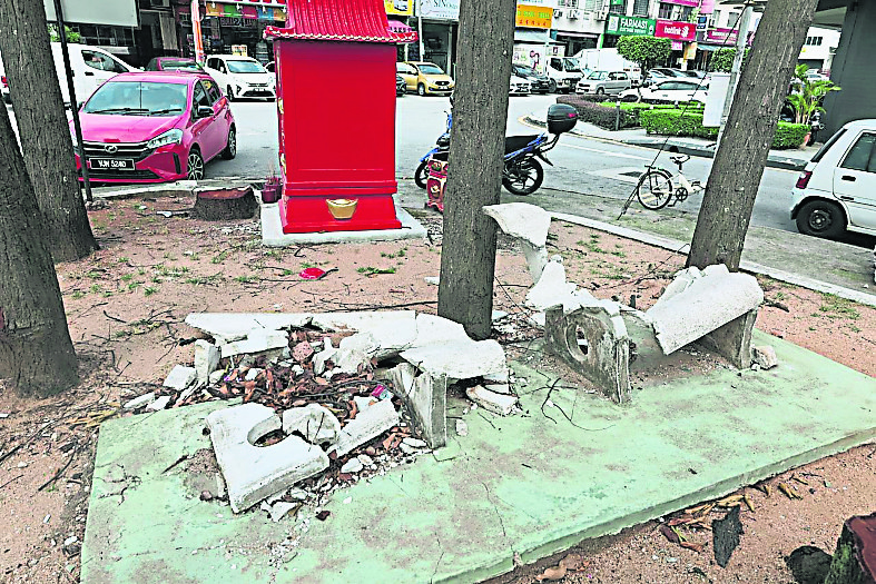 (大都会)余保凭有关休闲公园基设问题