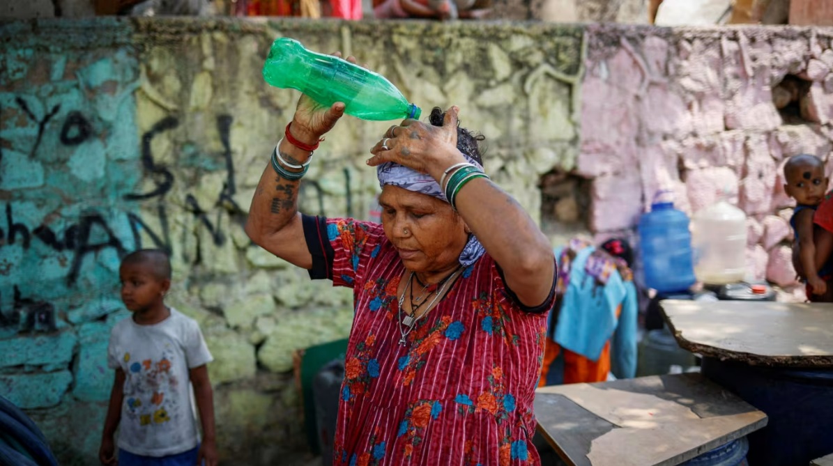 (已签发)全国:上个月是有史以来最炎热的六月