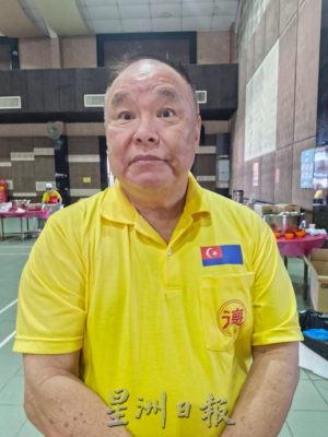 (已签发)柔:**可版头**紫銮阁派发5500平安素餐盒 与民众结缘