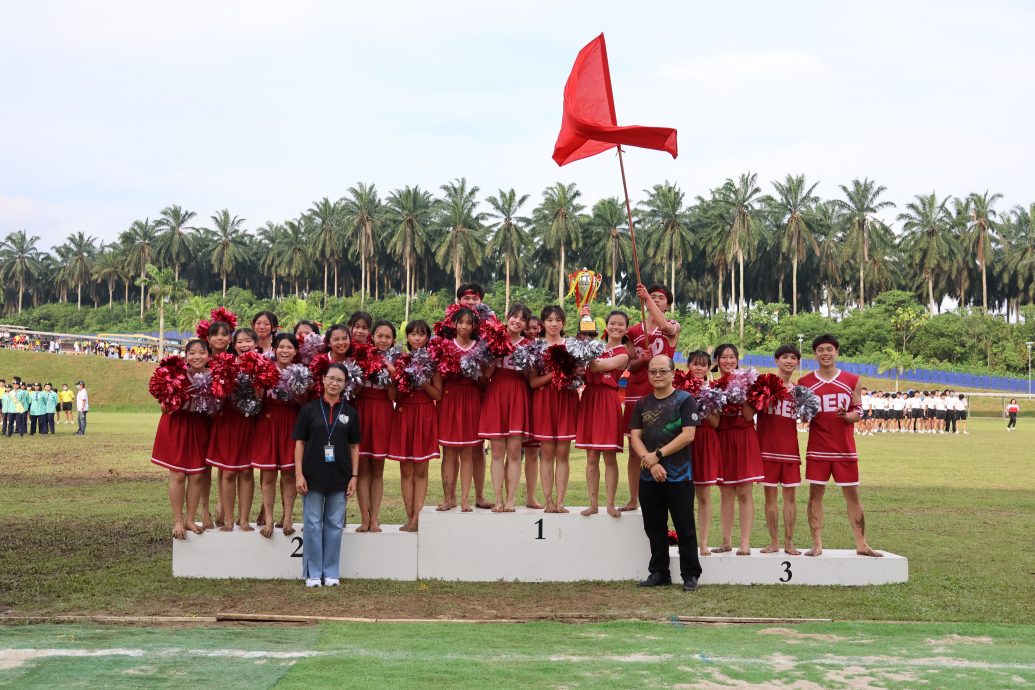 (已签发)柔:宽中古来分校校庆运动会闭幕 红队夺全场总冠军
