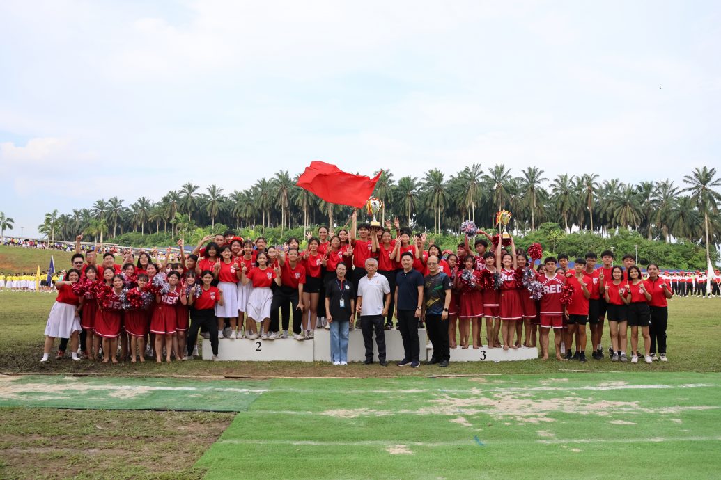 (已签发)柔:宽中古来分校校庆运动会闭幕 红队夺全场总冠军