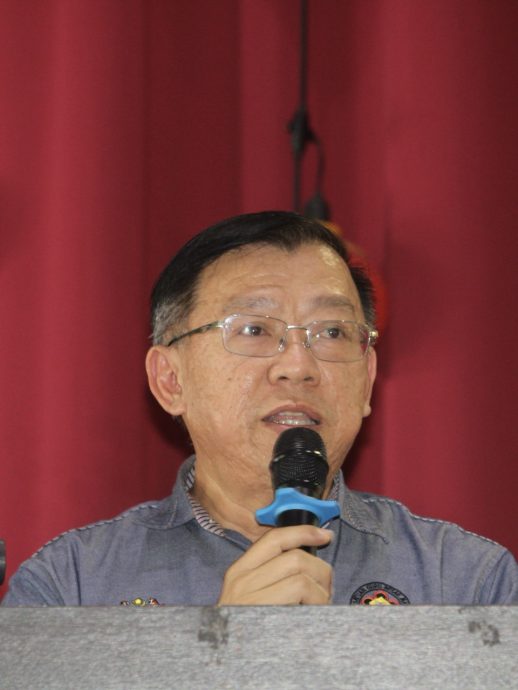 (已签发)柔:庆马中建交50周年 14队伍交流龙狮文化
