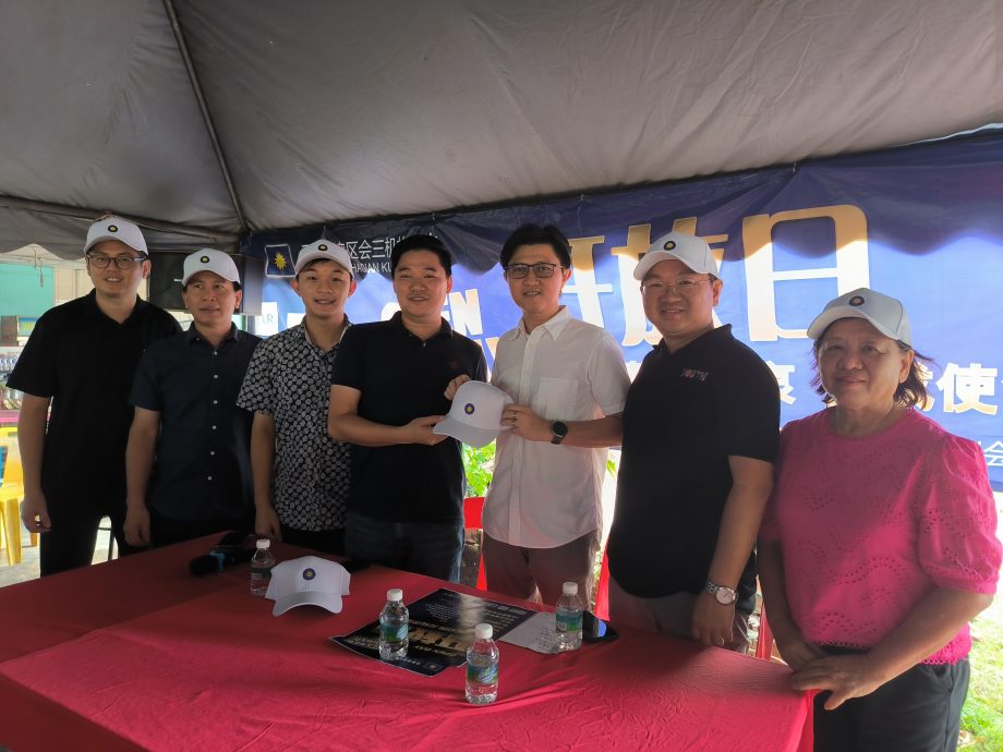 (已签发)柔:张盛闻:马华超越政党 却被抨击“逃离政治”