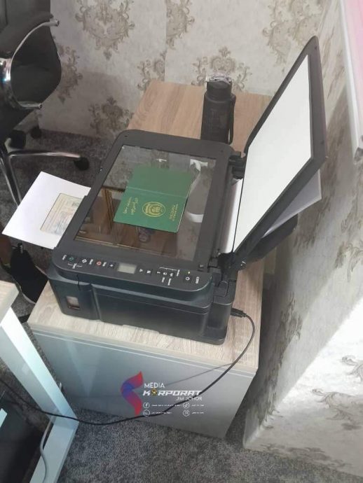 (已签发)柔:柔移民局捣毁非法外劳中介 扣3巴基斯坦男子