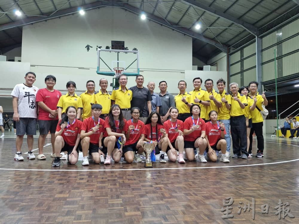 (已签发)柔:第63届柔佛州篮总金杯赛 新山巅峰、北根也美篮协夺冠