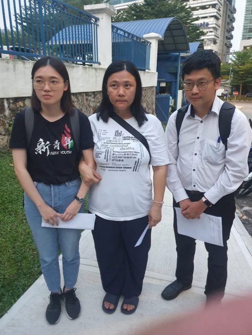 (有图)赵丽兰等3人报警遭警员粗暴对待