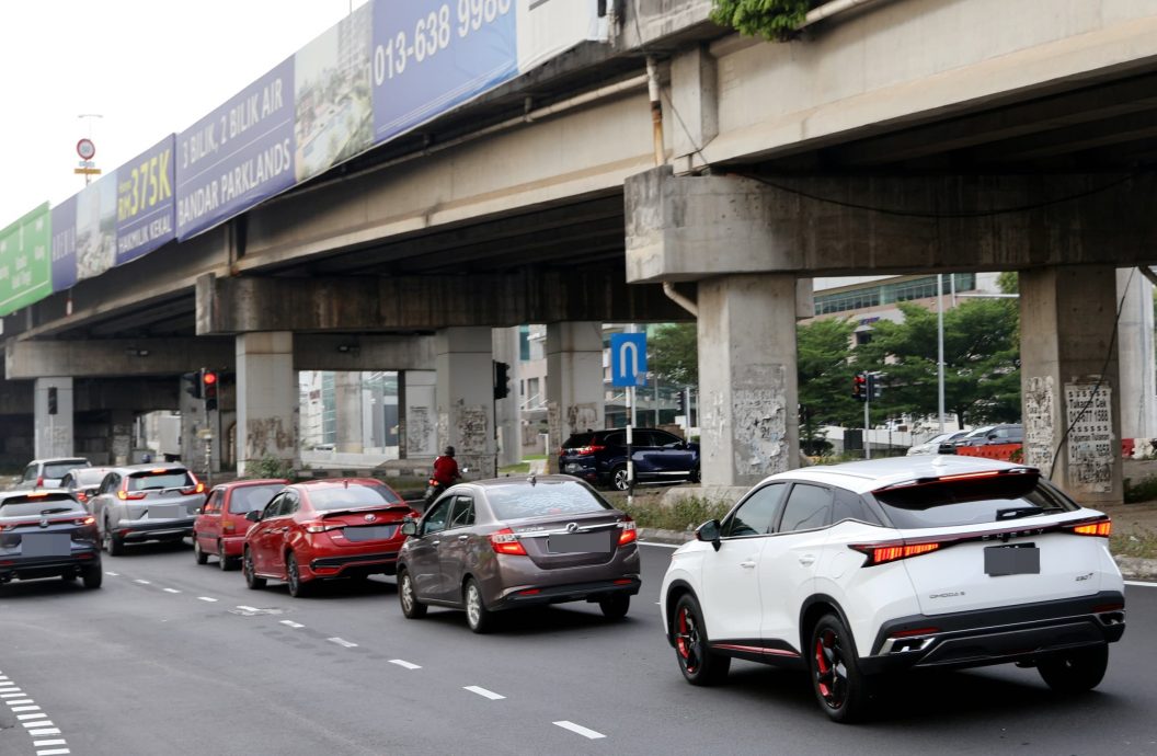 (版3头)大都会/关闭道路改为试跑,2周后再定夺