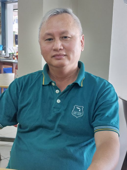 (给华强)柔:报庆特辑:派报人说故事(顾达胜)