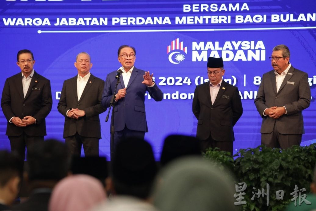 SPM优秀生保证有学额　安华：不影响土著固打制