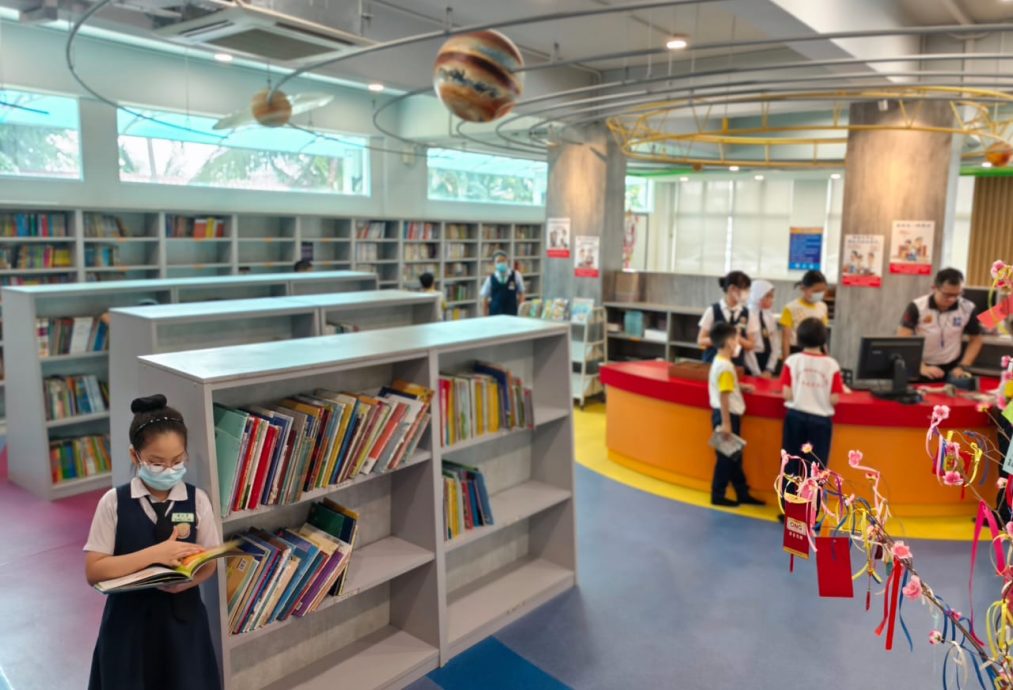 12/8大都会/《校园我董》:巴生中路镇中华国民华小董事长邱尔助