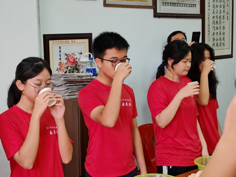 15潮州子弟“出花园”，完成成年礼长大成人
