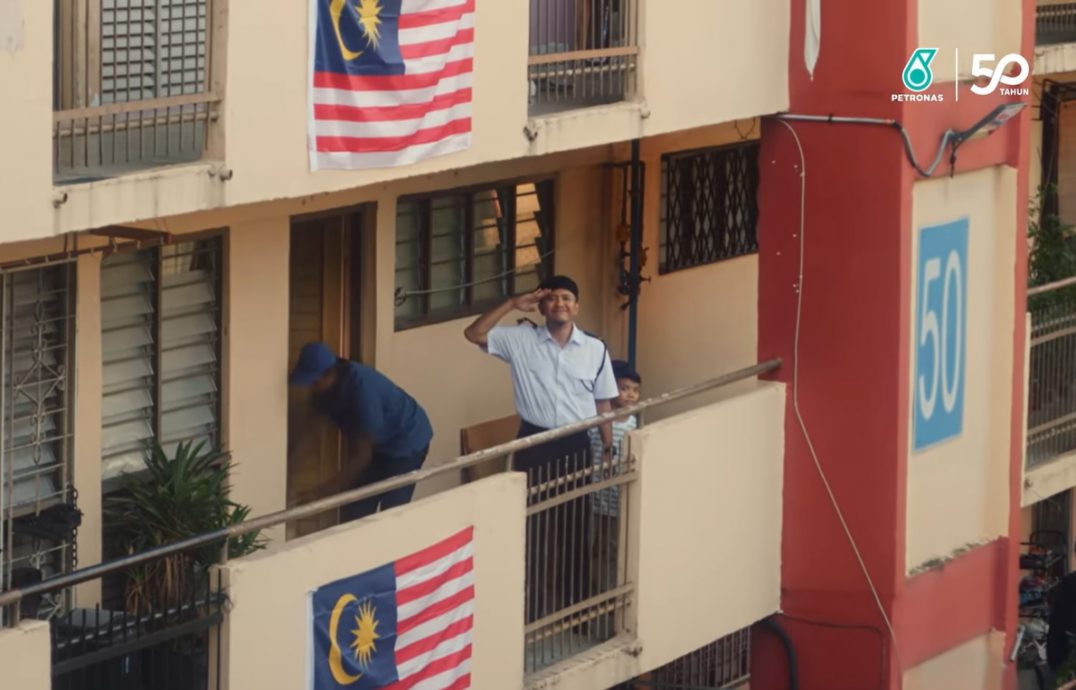 1/9见报∕我们/国庆日广告 :为国民团结保温【还有补文】