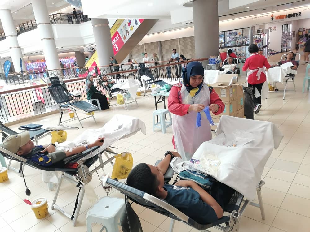 4特色市集同步举办,关丹人迎国庆好热闹!