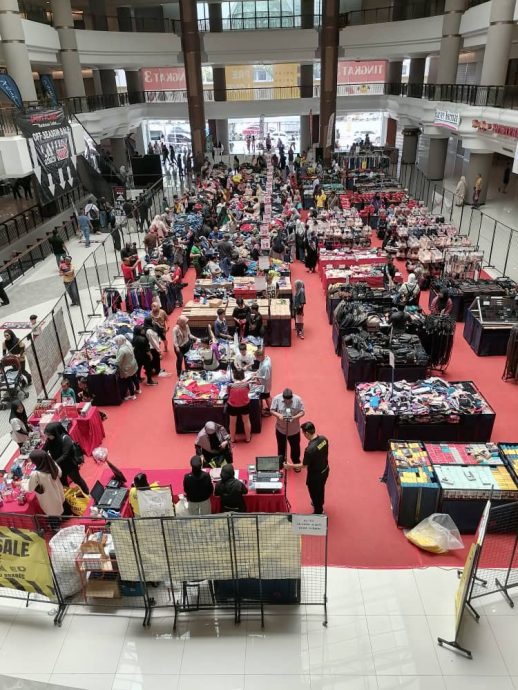 4特色市集同步举办,关丹人迎国庆好热闹!