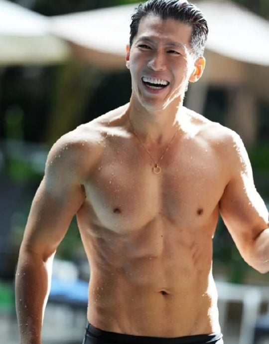 53岁黄少祺爆肌出圈 国际媒体赞叹不科学身材