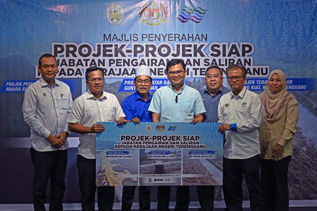 东5:能源及水务转型部移交3项总额1亿4127万令吉的计划给登州政府。