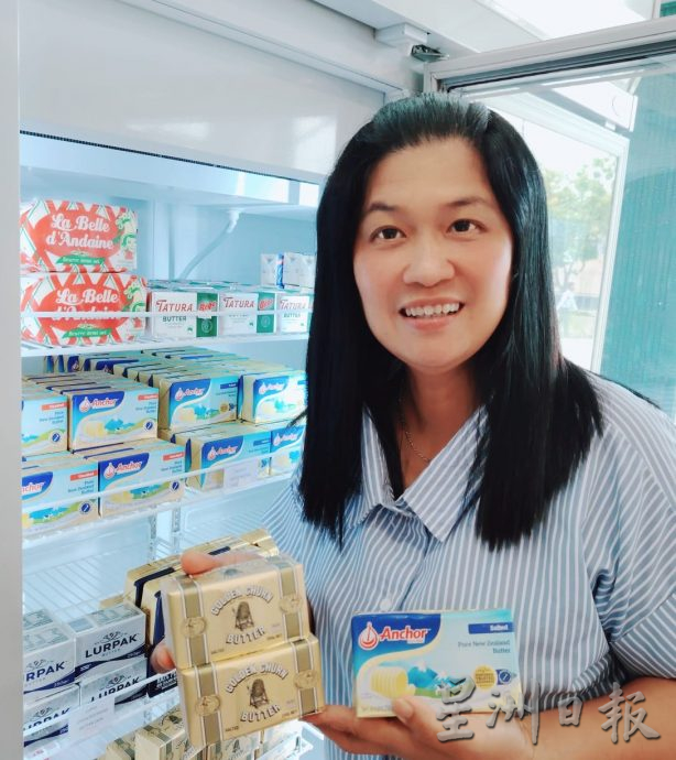 东:中秋月饼原材料普遍涨价 牛油价大涨 今年吃贵上海月饼