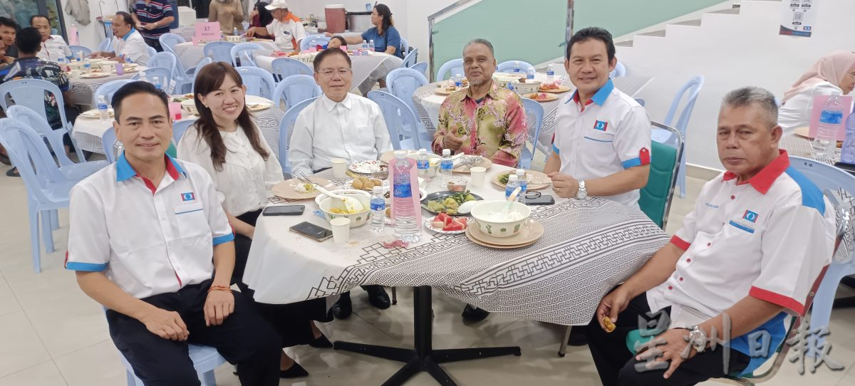 东:公正党直凉支部办事处启用礼