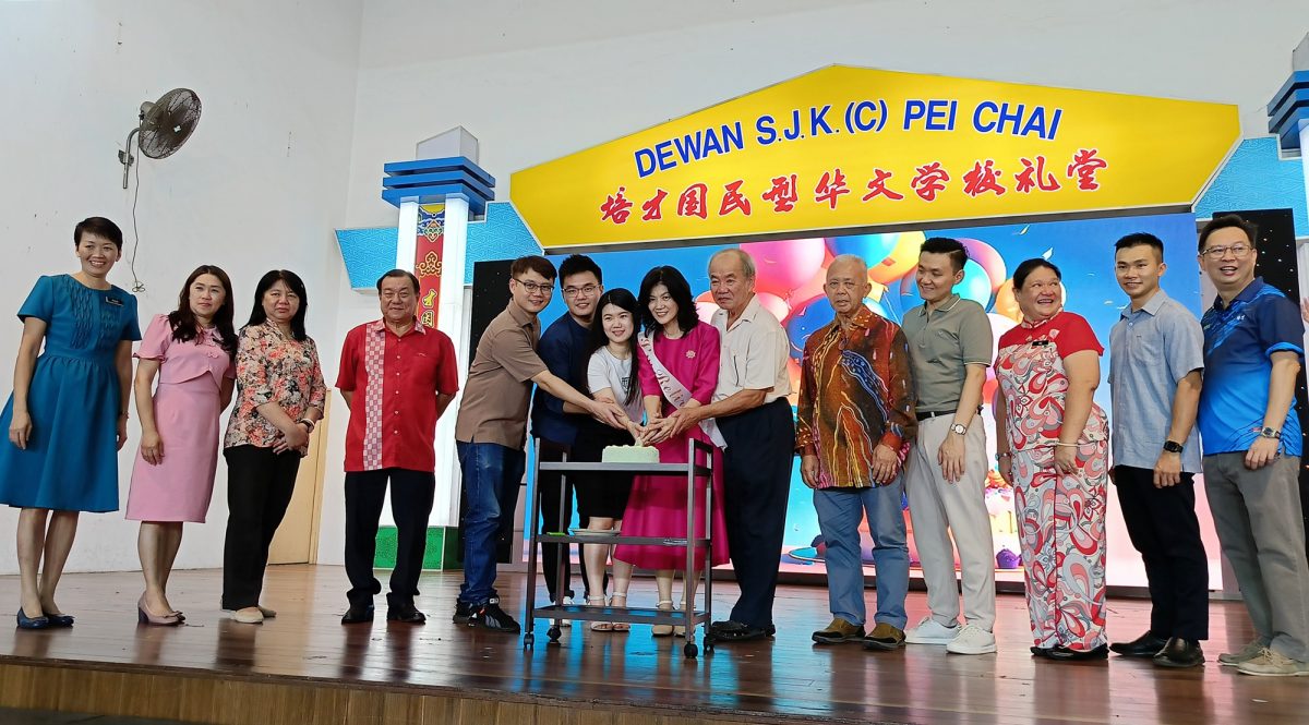 东:关丹培才资深教师张艳凤荣休 告别38年教育生涯