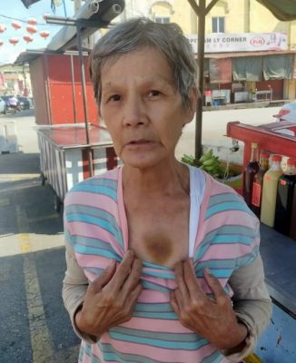 东:女小贩申诉没推倒小孩反被游客挥拳