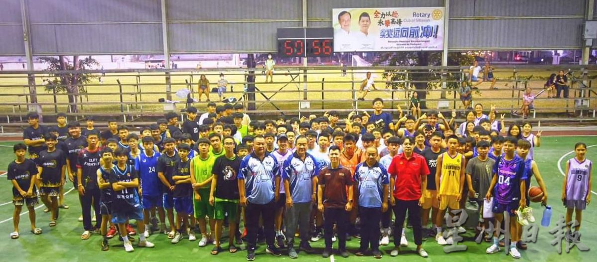 倪可汉杯15岁以下男女篮球赛开打 吸引15支男女球队参赛