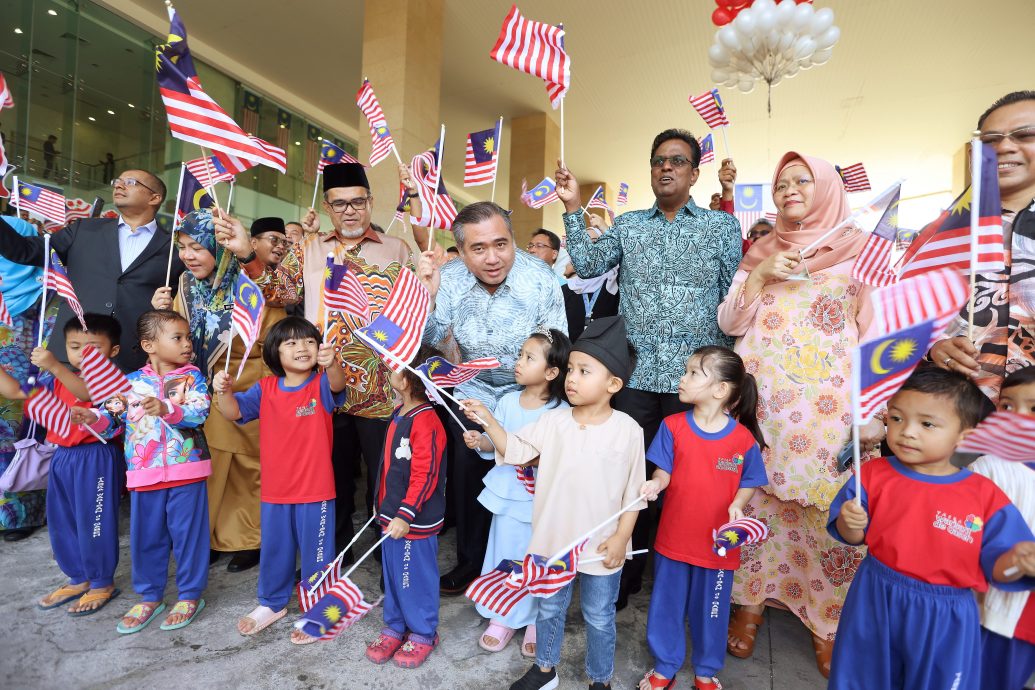 内阁已同意 将邀相关者开会 交长:9月推航空减碳蓝图