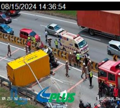 南北大道257公里处车祸  1死1伤交通受阻