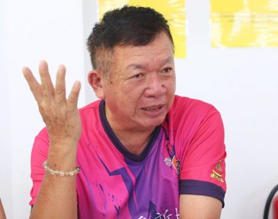 大都会-封面——龙溪大路塞车问题/9图