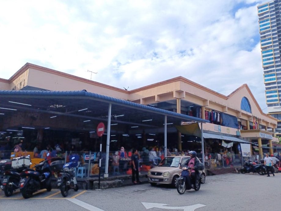 大都会2头/整20年不曾维修的加影巴刹,获房屋部拨款翻新