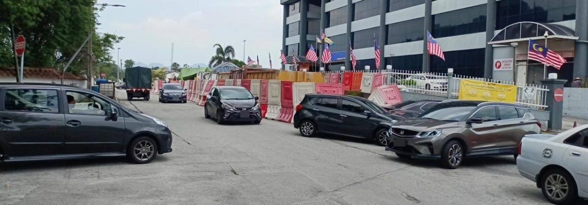 工程妨碍交通 住家失窃 怡花园南区两头痛