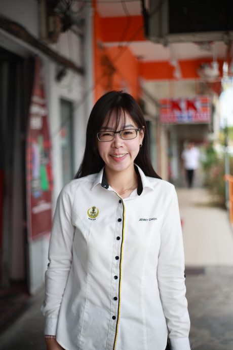 工程妨碍交通 住家失窃 怡花园南区两头痛