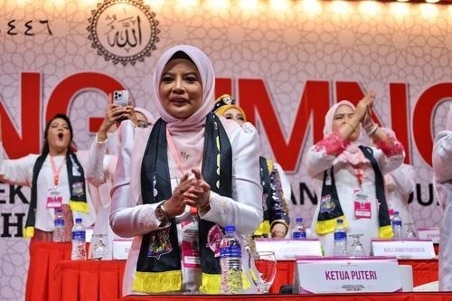 巫统女青团/努鲁赞扬纳吉政策 指MyBrain倡议“前人种树,后人乘凉”