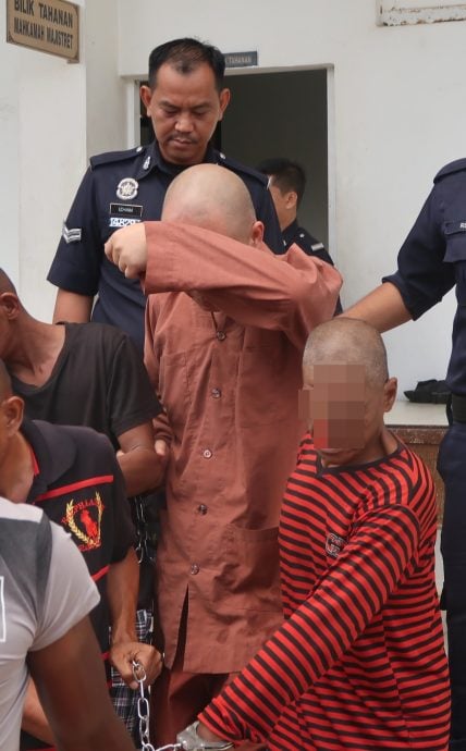 *已签发* 全国︰照亮法师猥亵少年罪成判监7年,获准暂缓刑罚1万保释