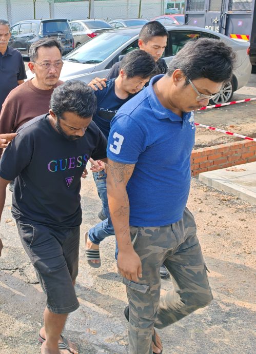 *已签发*柔:4大耳窿泼漆跑腿,被控认罪判监禁及罚款