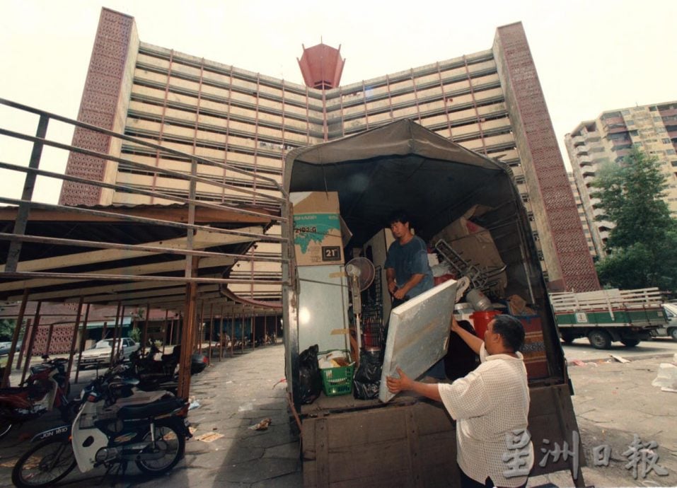 **已签发**柔:新旧对照:消失了的新山十五楼与十七楼