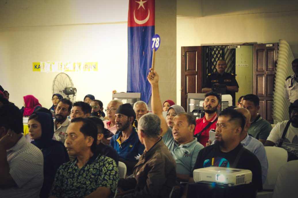 *已签发*柔:柔陆交局拍卖会,本田思域以1万4000令吉成交