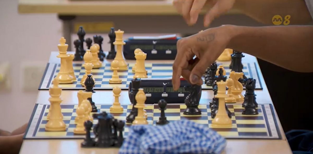 *已签发*柔:狮城二三事:狮城监狱署历来首次 派囚犯参加国际象棋赛