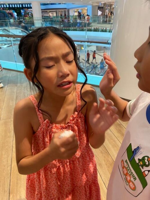 **已签发**柔：狮城二三事：头条：女儿走丢惊魂，庞蕾馨紧张又生气