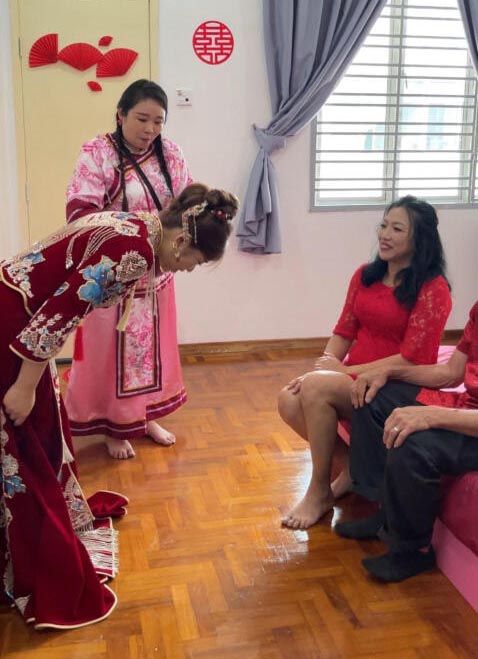 **已签发**柔:狮城二三事:或行内最年轻,狮城“大码女神”拜师当“大妗姐”