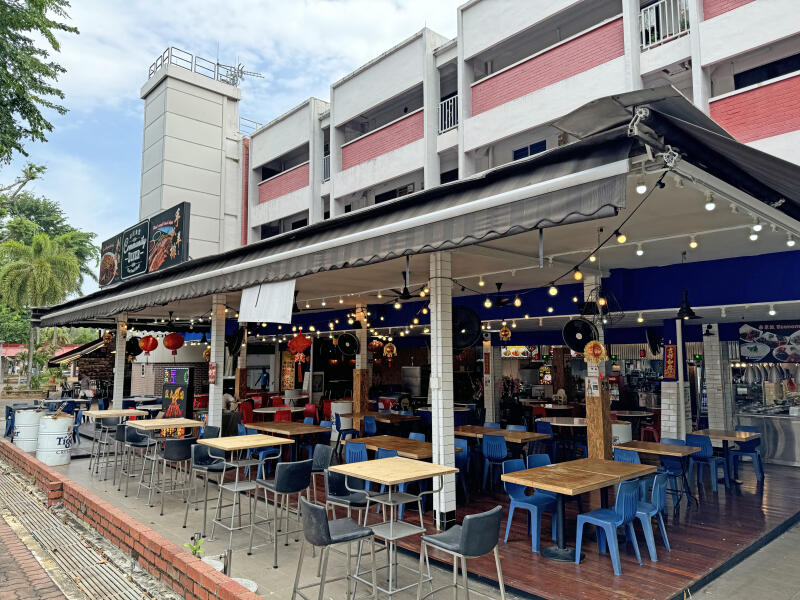 **已签发**柔:狮城二三事:道路大施工致生意惨淡,樟宜村摊位免租也没人要