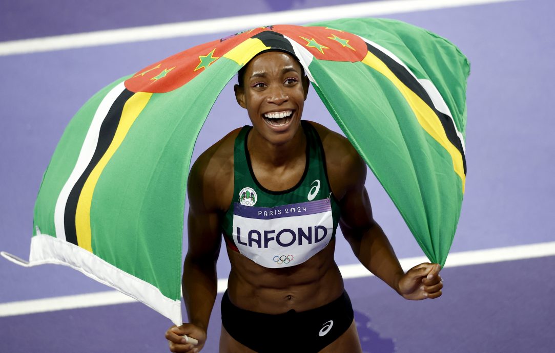 巴黎奥运会田径|从赤脚乱跑成长到奥运摘金 艾尔弗雷德膺女飞人好传奇