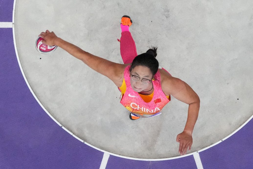 巴黎奥运会田径|第9度刷新撑杆跳世界纪录 杜普兰蒂斯赢了地心引力