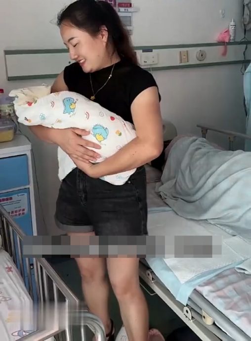 广东36岁女晋升当嫲嫲 称一家人都早婚早育