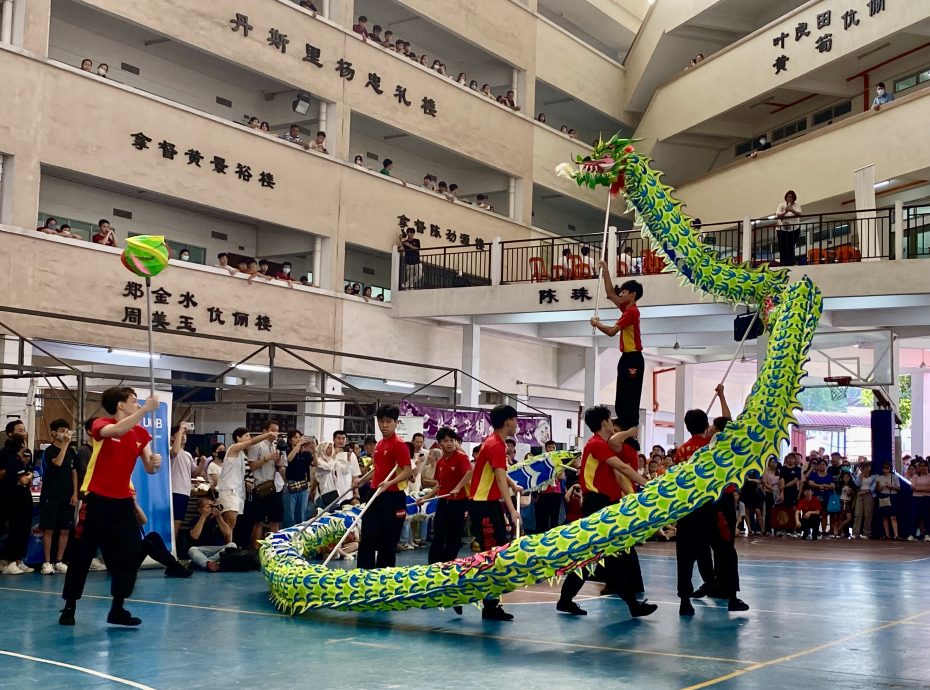 建议版头//大都会-巴生光华独中筹建综合大礼堂暨学生宿舍大楼基金义卖会 成功筹获百万