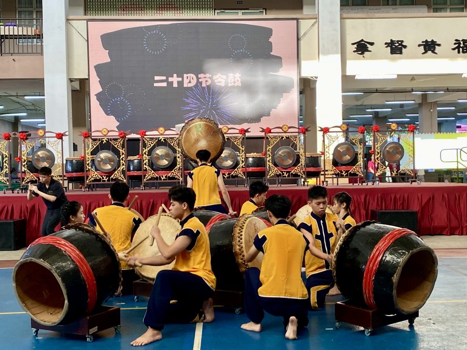 建议版头//大都会-巴生光华独中筹建综合大礼堂暨学生宿舍大楼基金义卖会 成功筹获百万