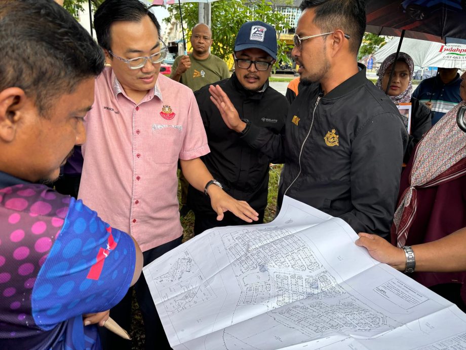 柔:古来优美城斯纳35/1路口关闭 黄勃扬:探讨建议方案