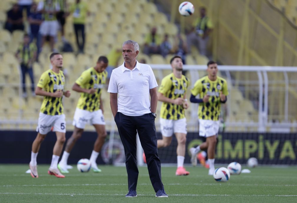 欧冠杯资格赛| 费内巴切预赛惨遭淘汰 狂人率队冲击正赛失败