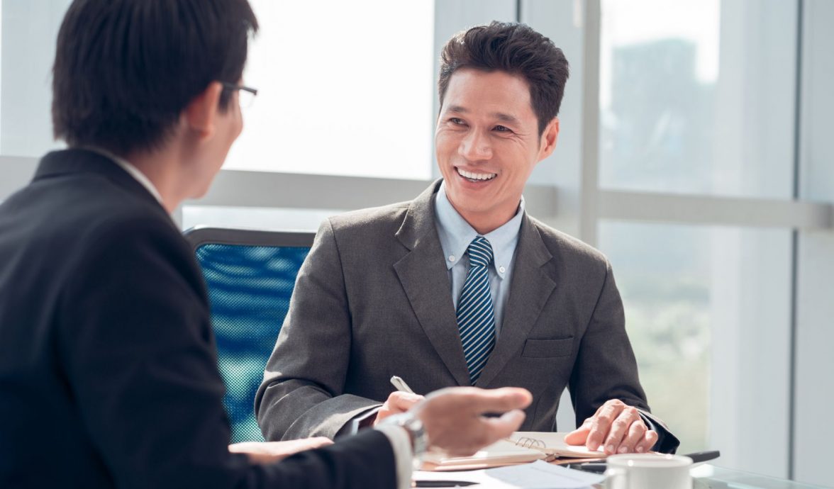 民调:工作生活难平衡 三分二陷倦怠期