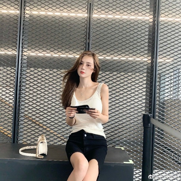 汪小菲真爱孩子吗?张颖颖揭穿真面目