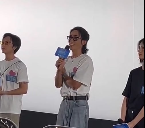 粉丝当面开骂剧组“又蠢又坏” 朱一龙路演场面超尴尬